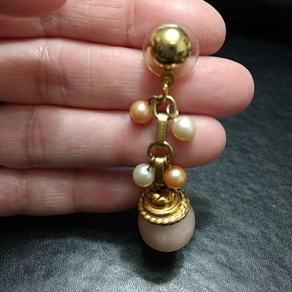 Gold tone pink bead earrings